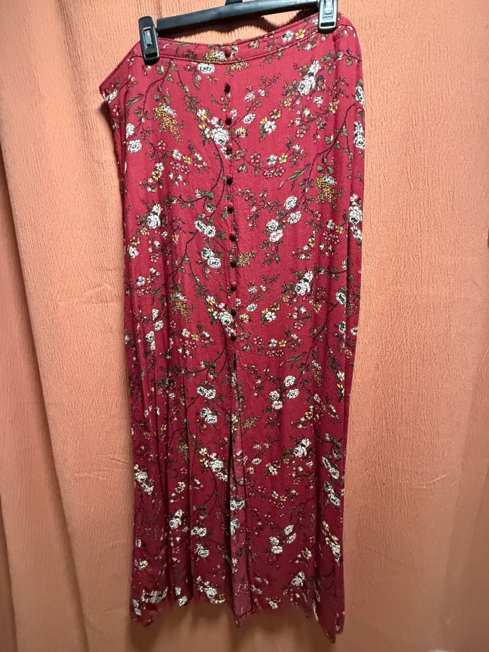 Mossimo women's size XXL maxi skirt with front slit - 90's inspired